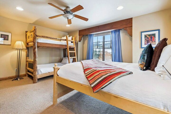 7 Bdrm 7.5 Bath HT - Bedroom