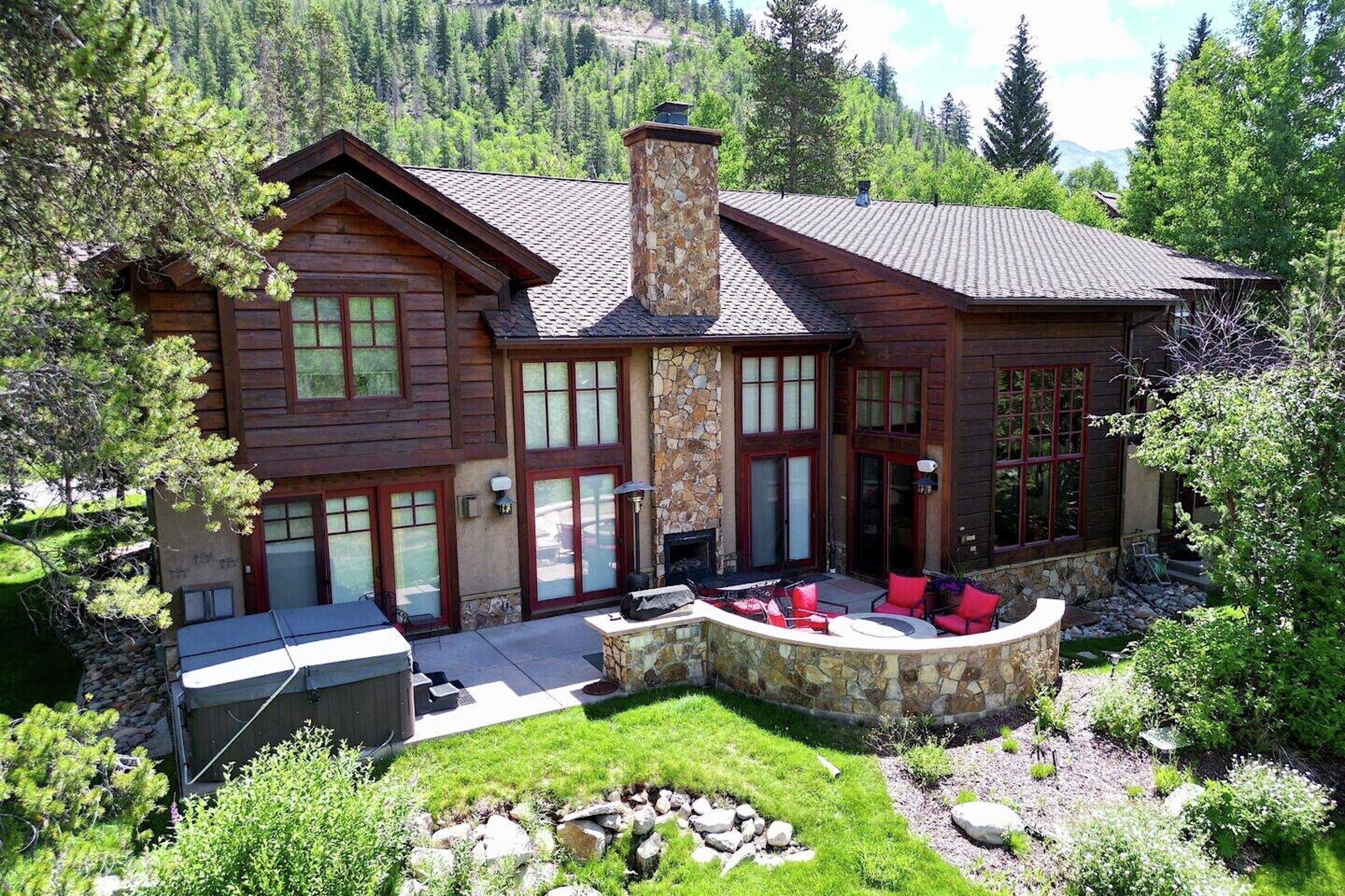Snow Mansion