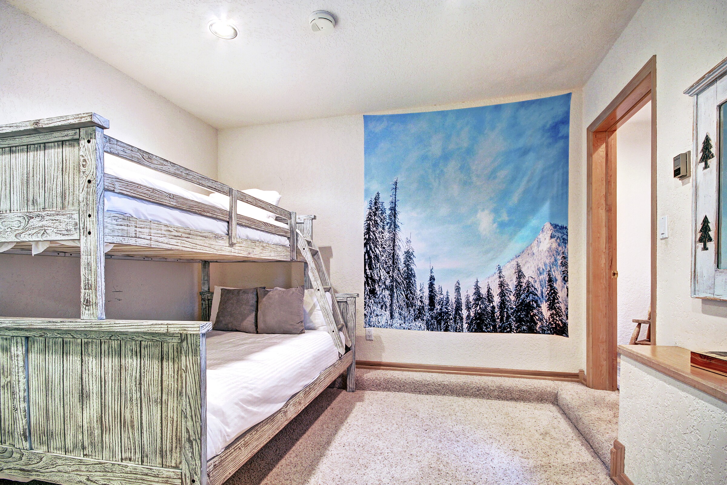 Den with Bunk Beds