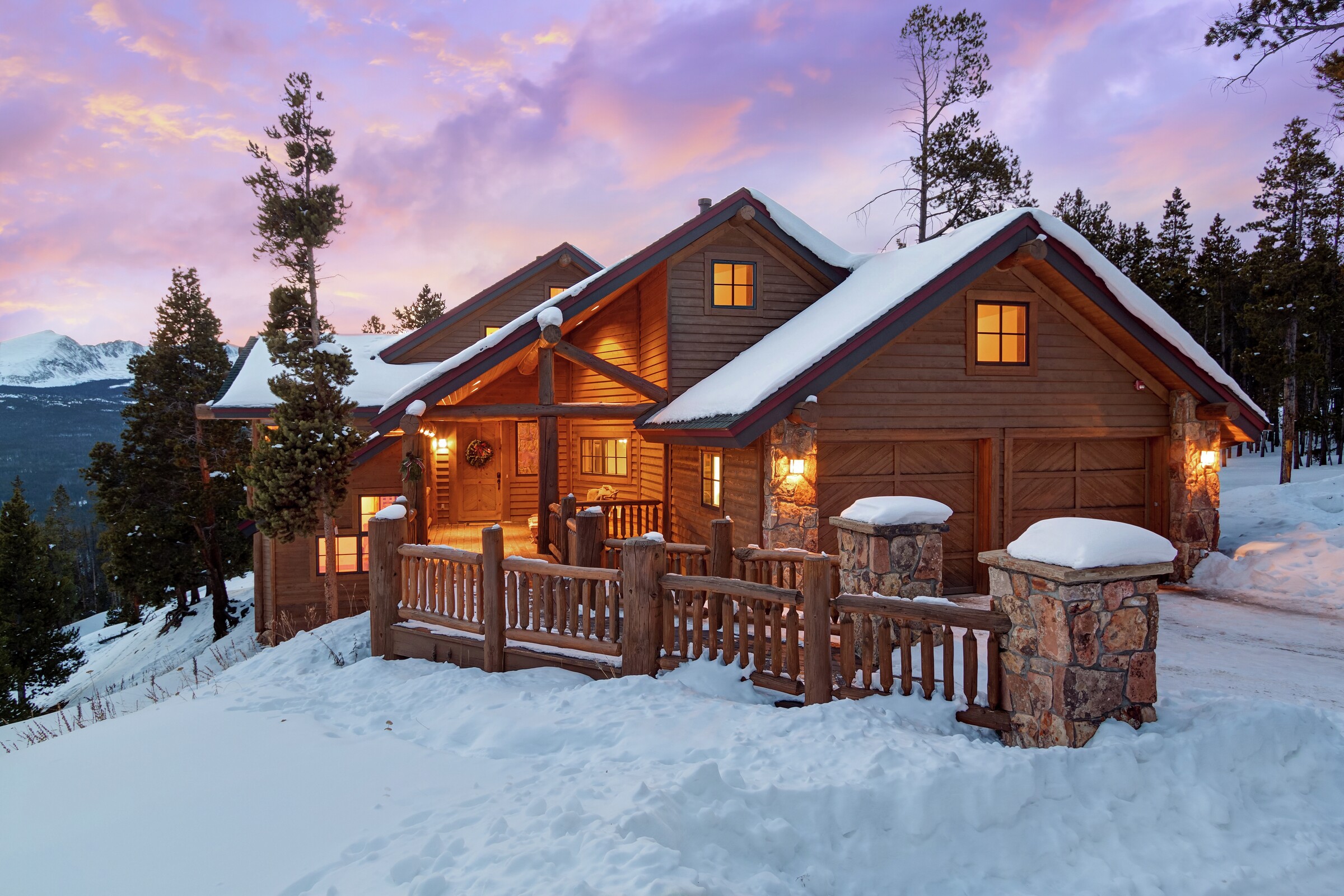 Dunkin Hill Lodge