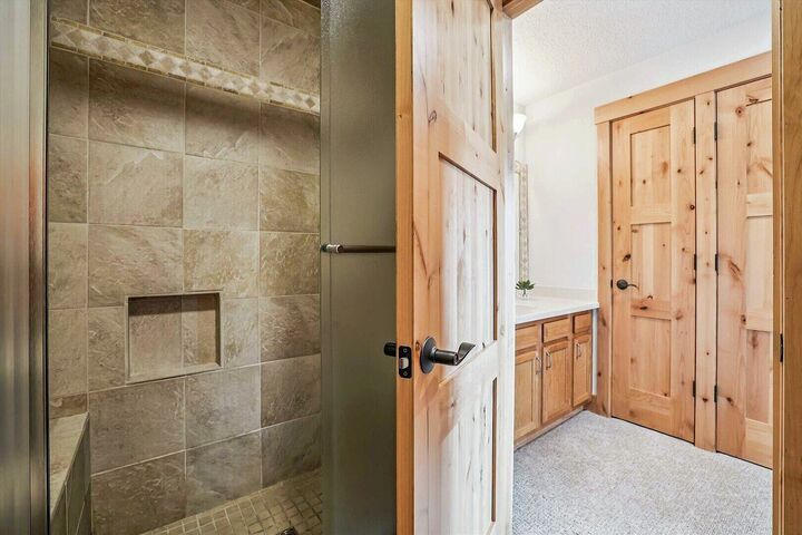 Master Ensuite Bathroom