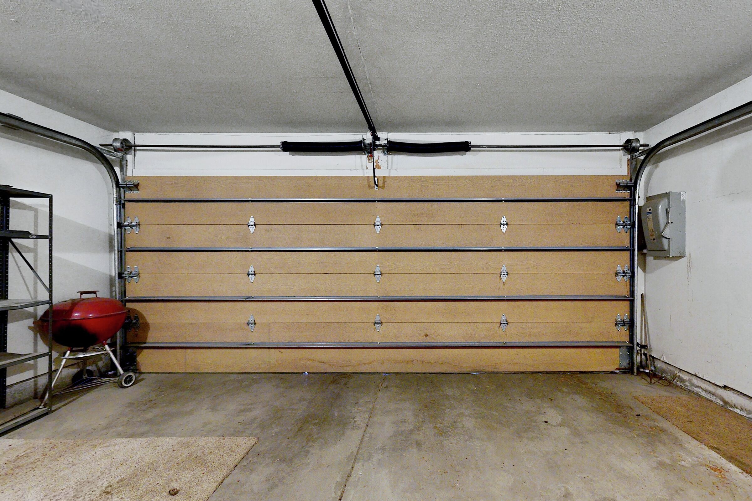 #902 - Garage