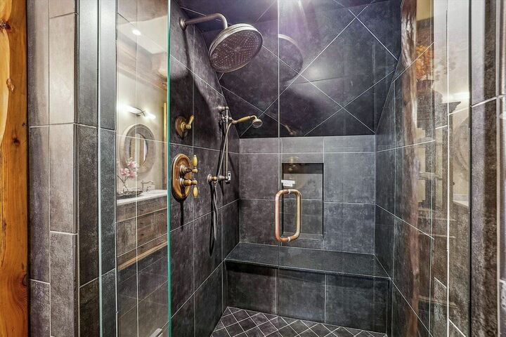 Master Ensuite Bathroom