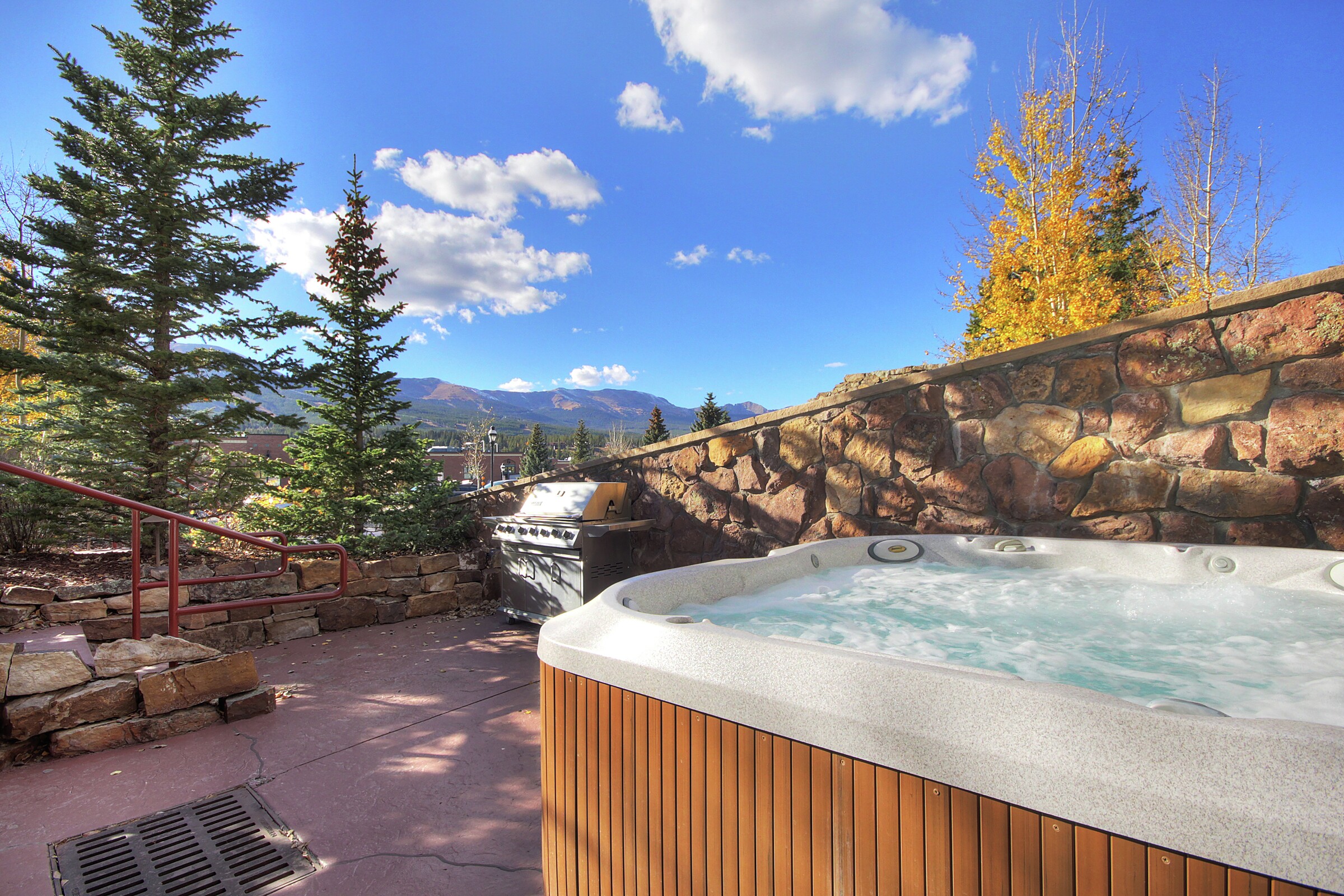 Outdoor Hot Tub