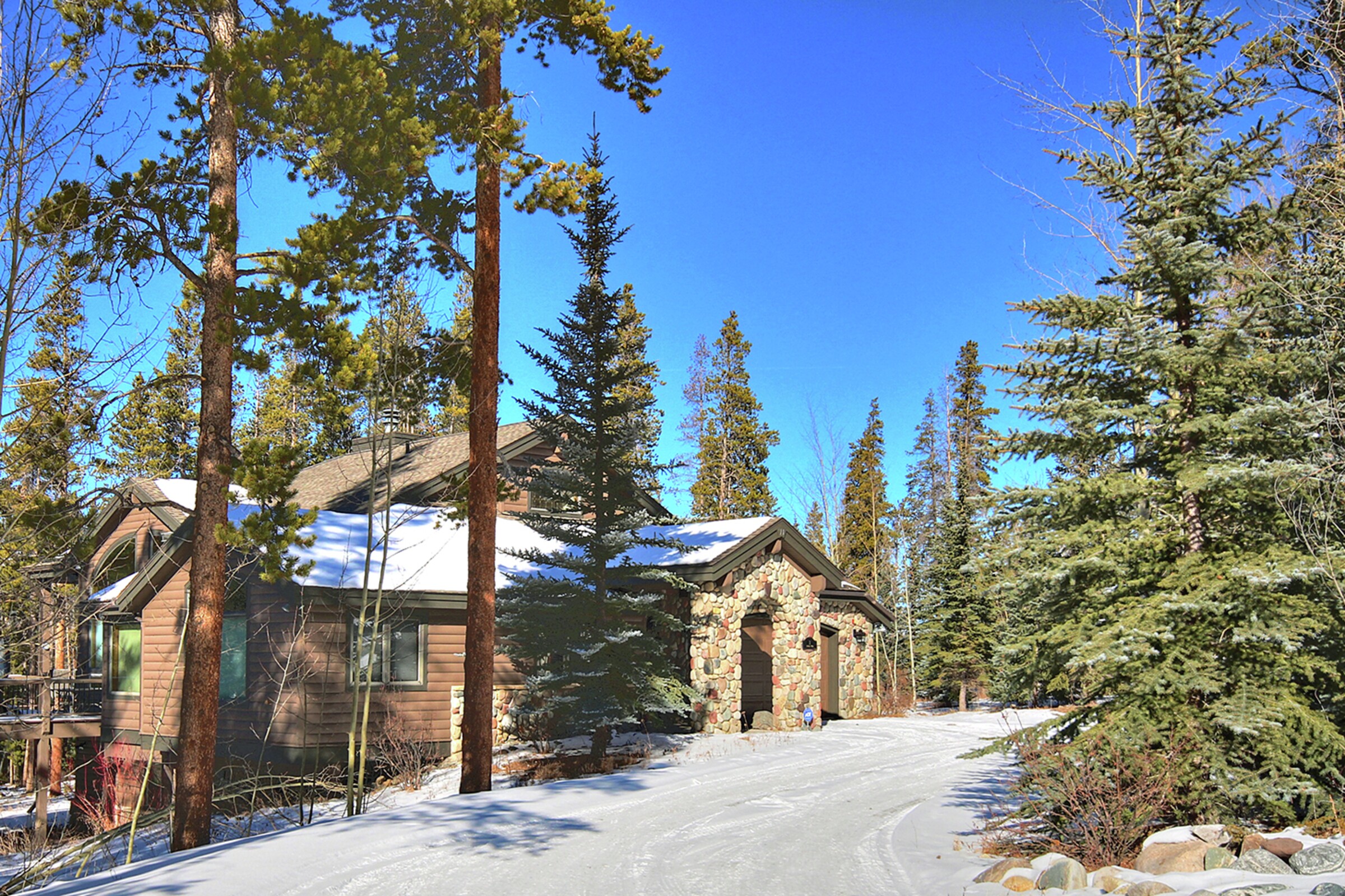 Evergreen Lodge