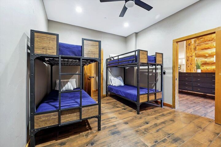 5 Bdrm 5.5 Bath HT - Bunk Room