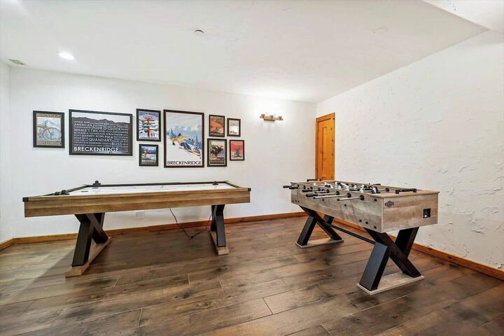 5 Bdrm 5.5 Bath HT - Family Room
