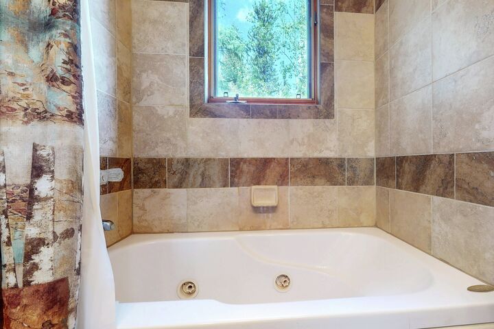 Master Ensuite Bathroom