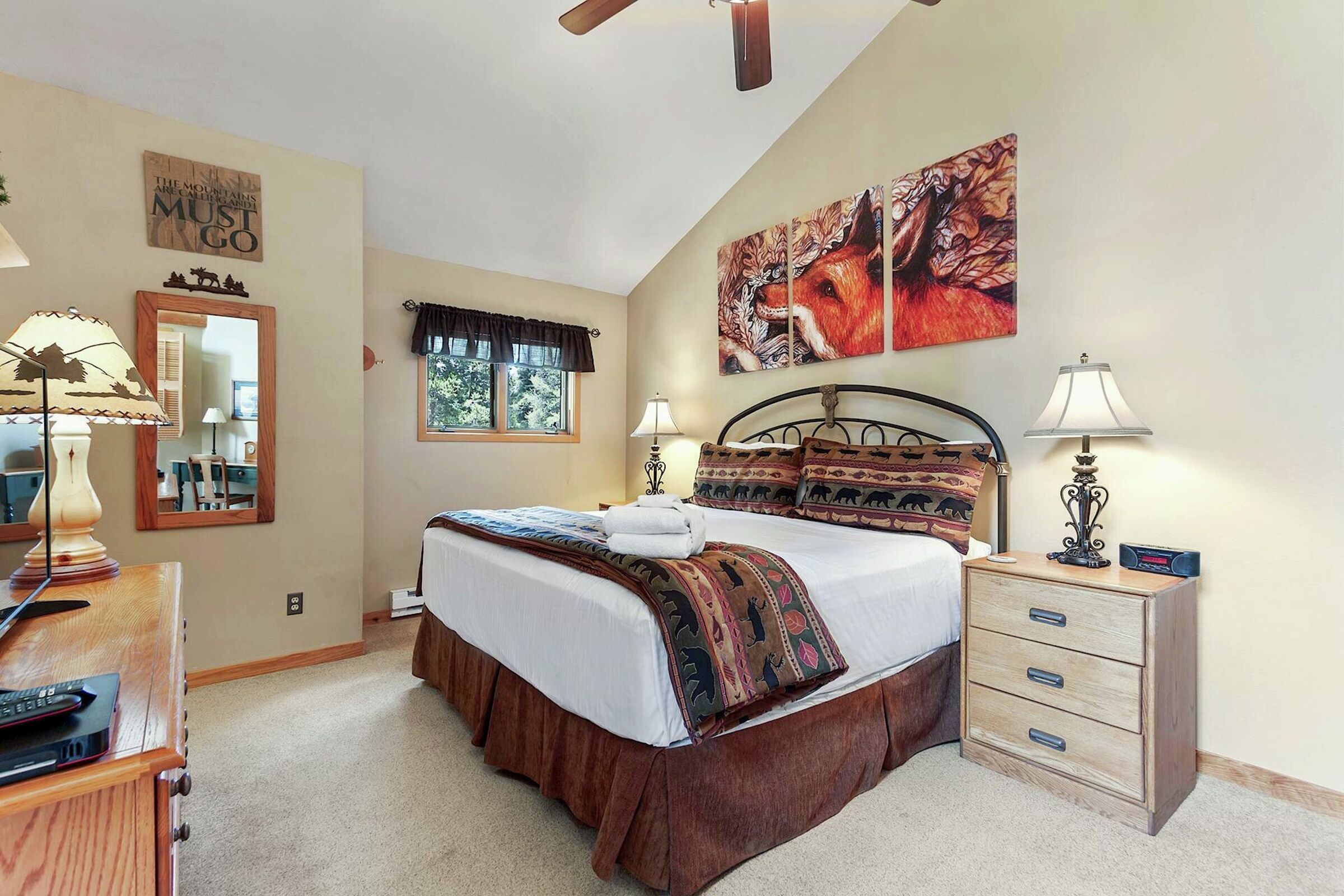 #E4 - Master Bedroom