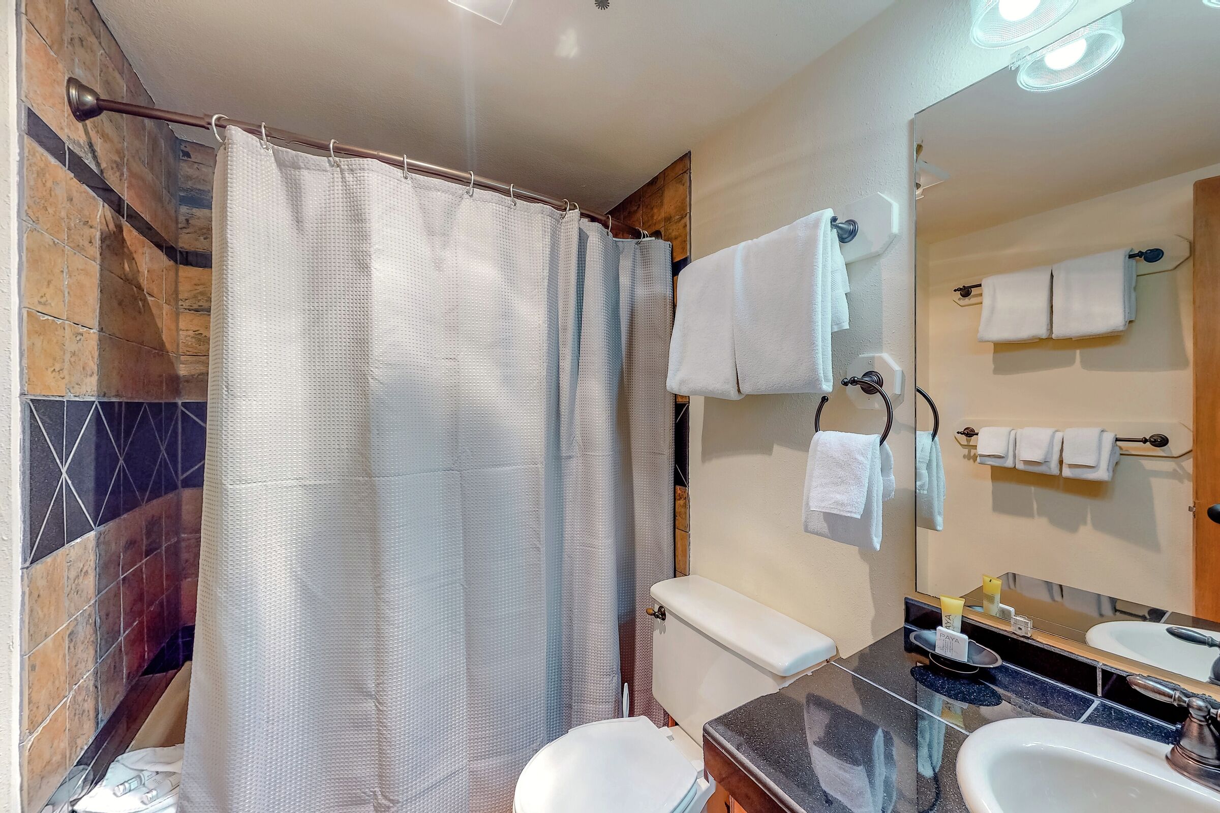 #20 - Master Ensuite Bathroom