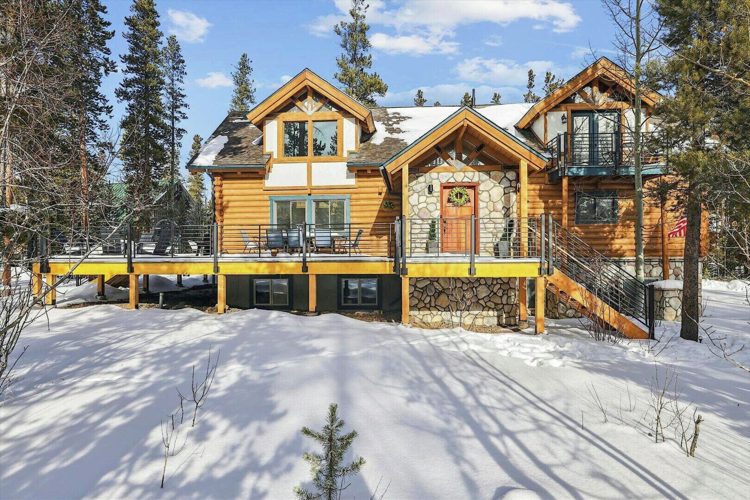 169 American Way Chalet