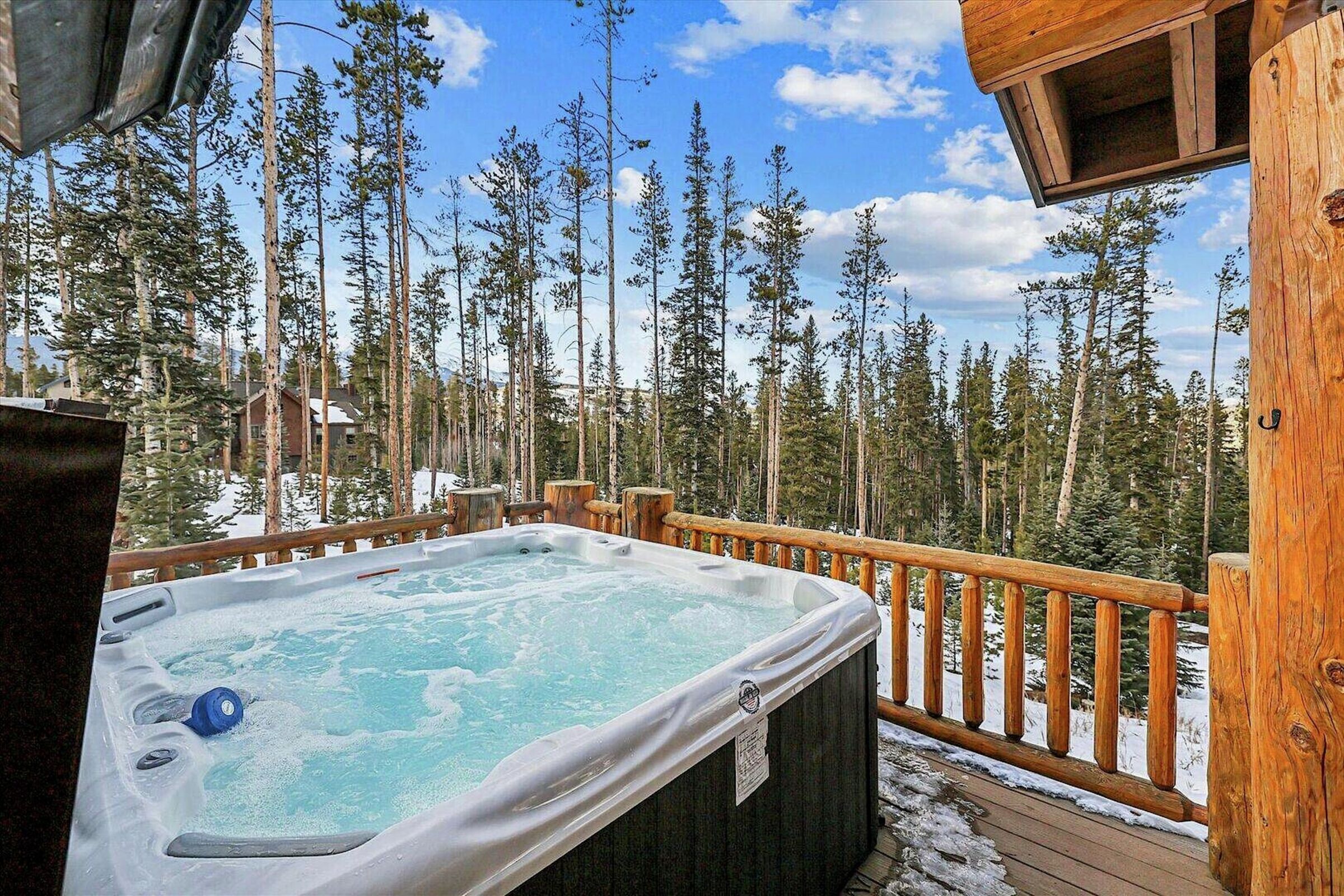 Balcony with Hot Tub