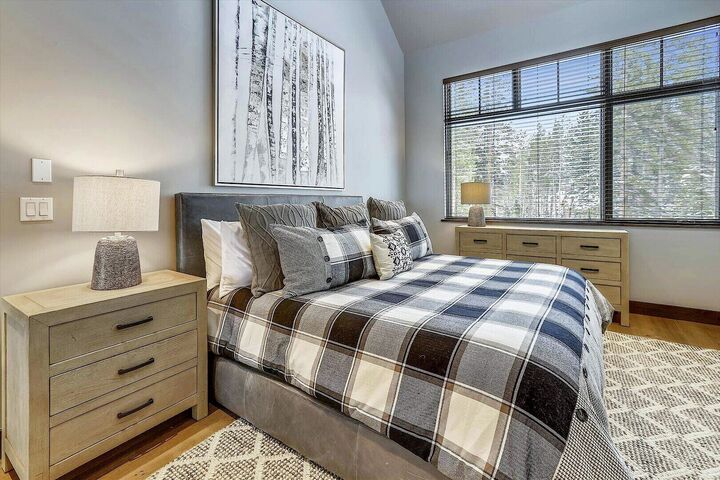 4 Bdrm 4.5 Bath HT - Master Bedroom
