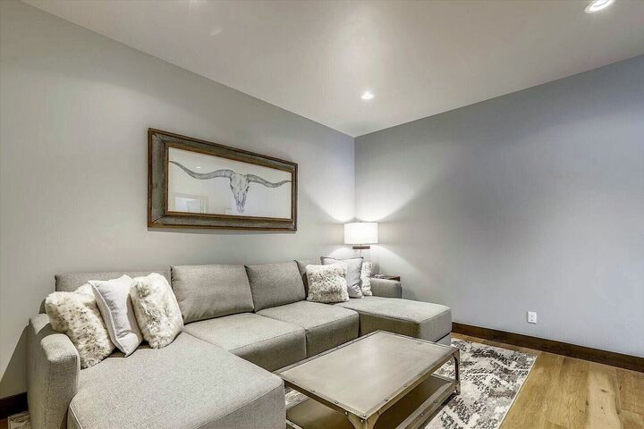 4 Bdrm 4.5 Bath HT - Den