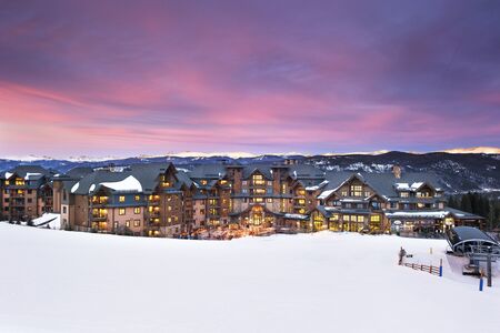 Grand Lodge On Peak 7
