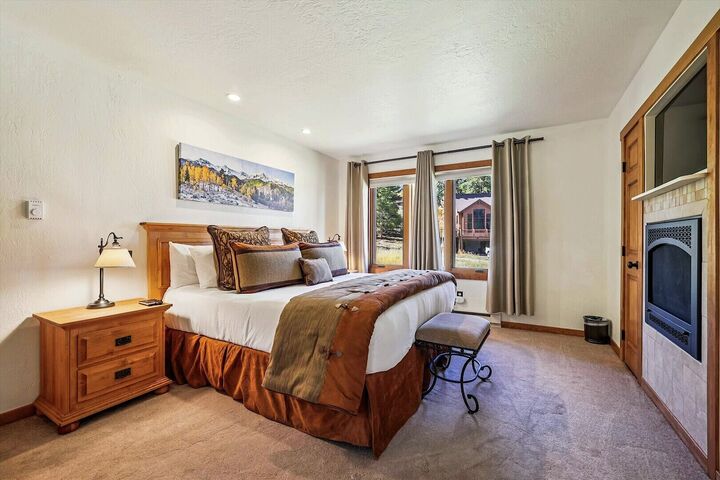 2 Bdrm + Loft 3 Bath - Master Bedroom