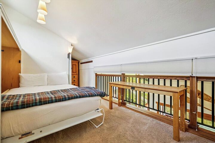 2 Bdrm + Loft 3 Bath - Loft Sleeping Area