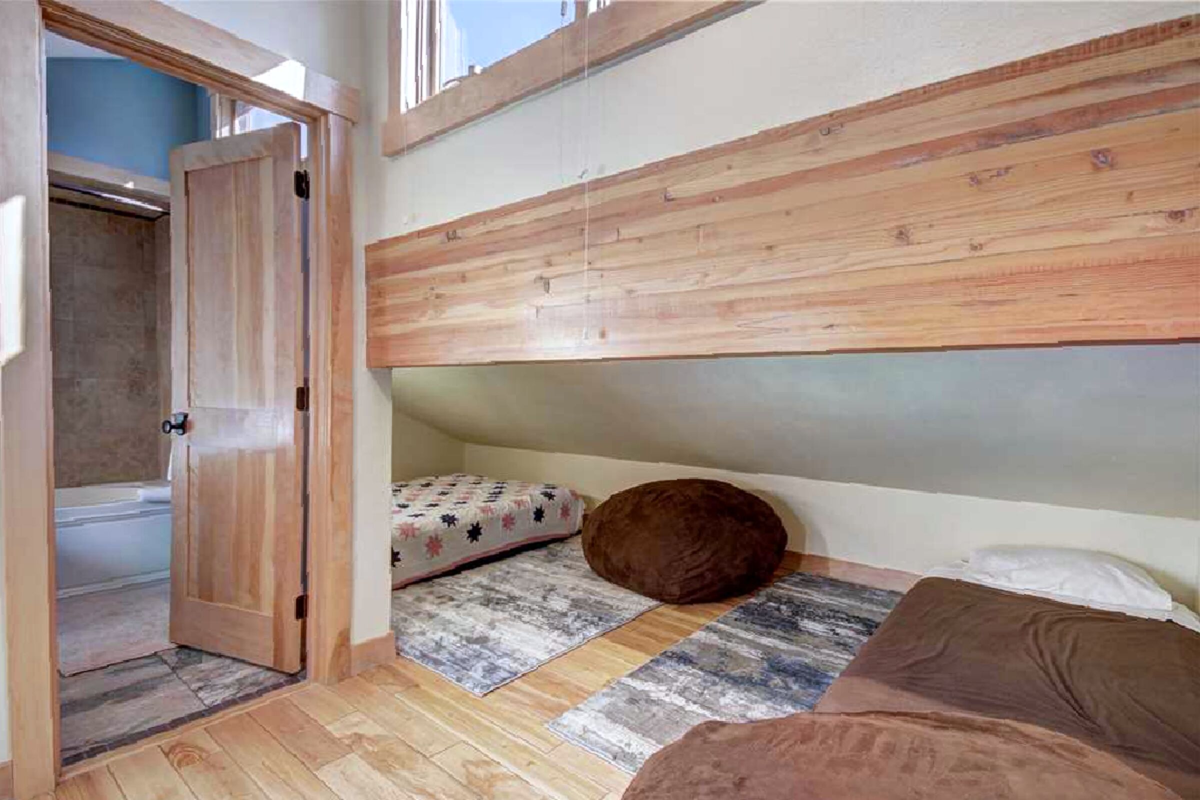 #D26 - Loft Bedroom