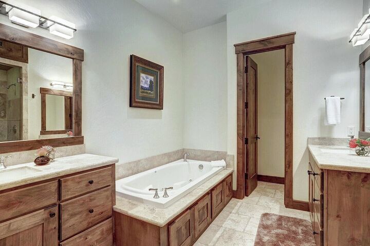 Master Ensuite Bathroom