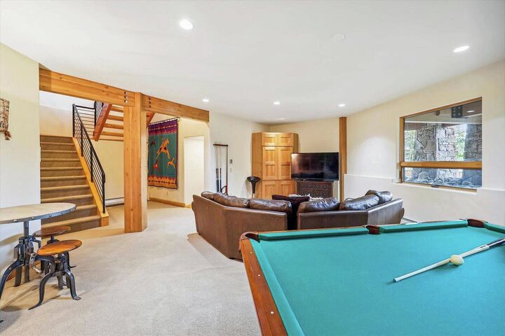 4 Bdrm 4.5 Bath HT - Family Room