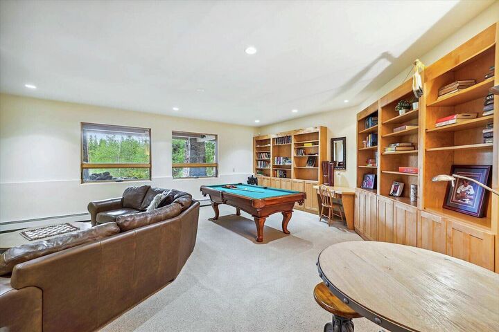 4 Bdrm 4.5 Bath HT - Family Room
