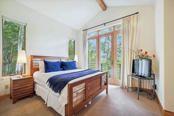 4 Bdrm 4.5 Bath HT - Bedroom