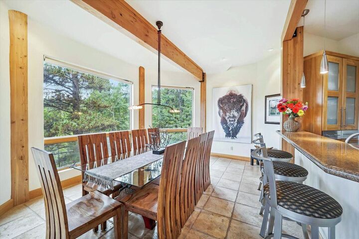 4 Bdrm 4.5 Bath HT - Dining Area