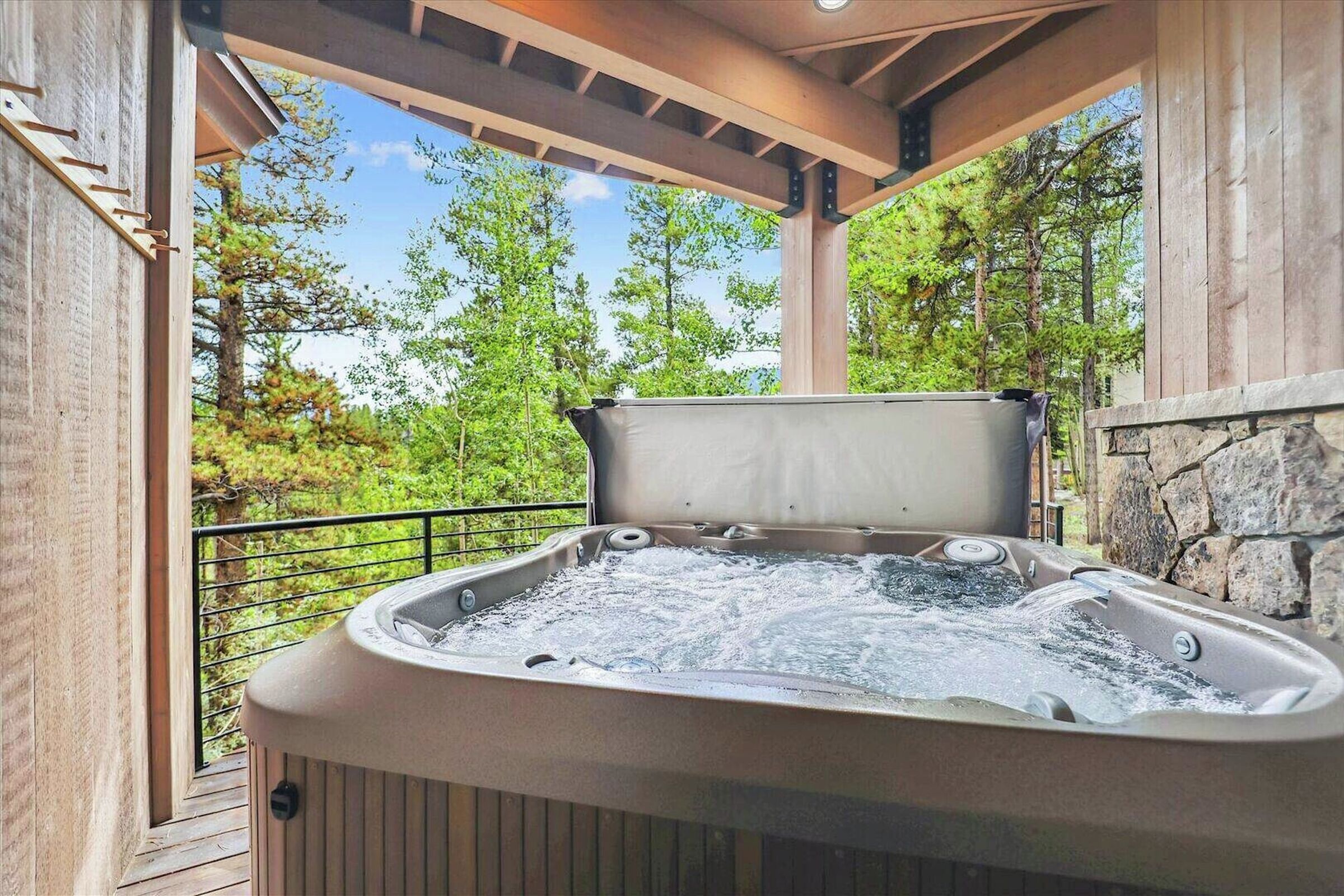 Balcony with Hot Tub