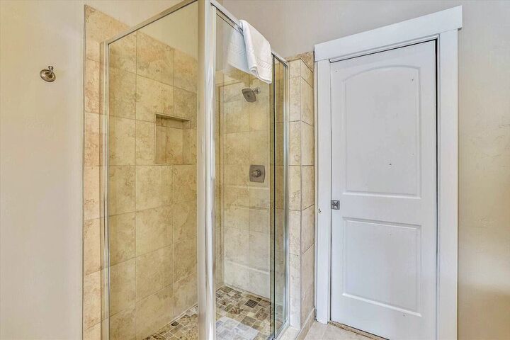 Master Ensuite Bathroom