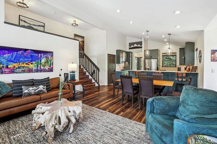 3 Bdrm 3 Bath HT - Living Area
