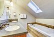 Gallery Thumbnail (Ensuite Bathroom)