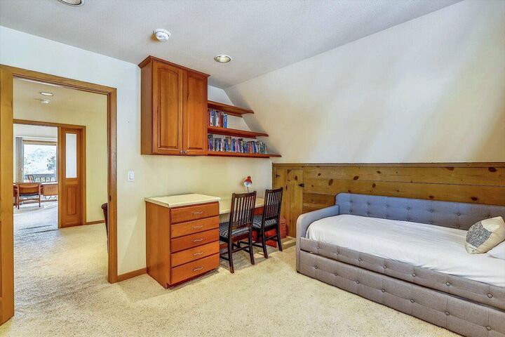 5 Bdrm 4 Bath HT - Bedroom