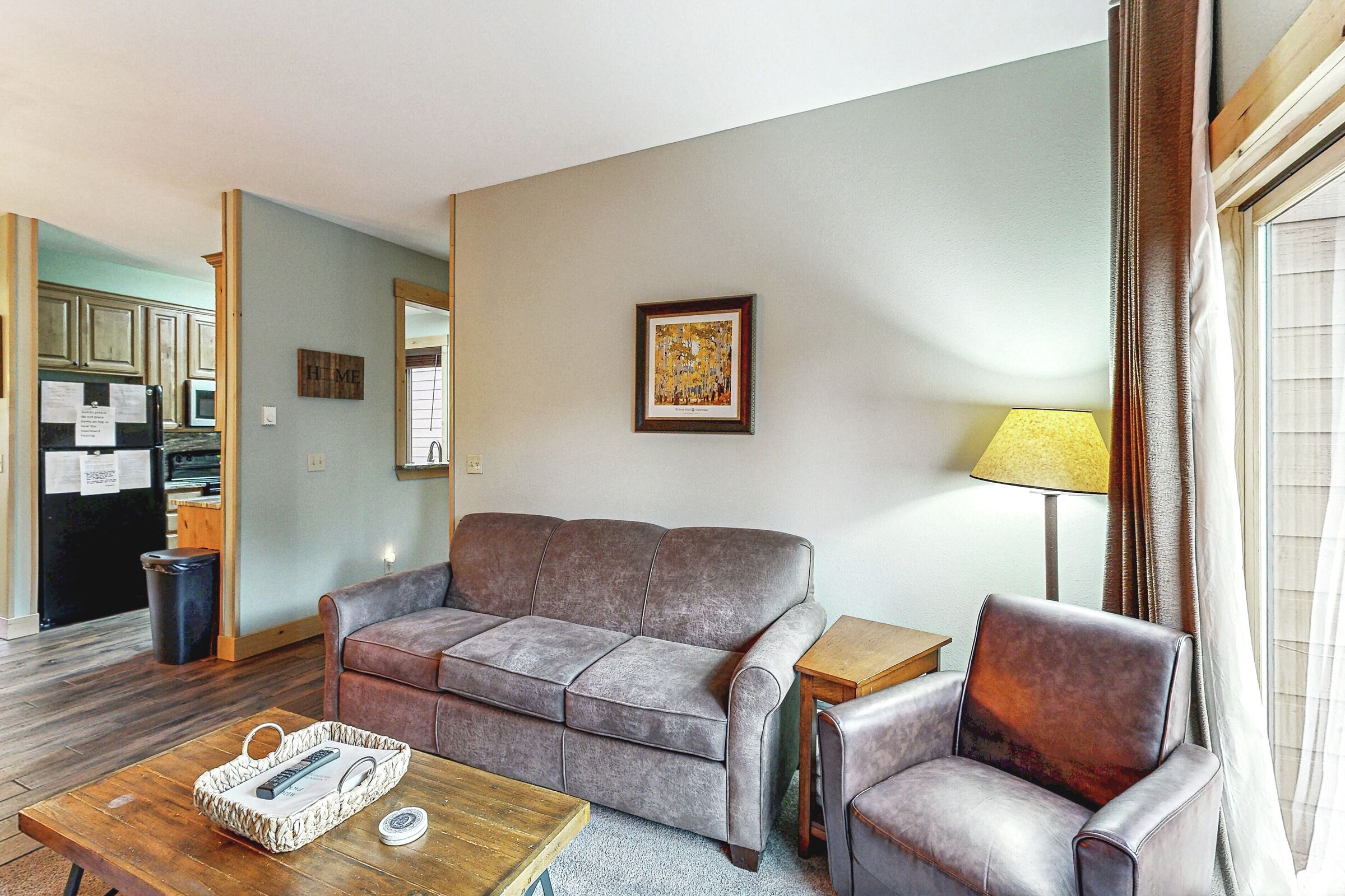 #0041/0045 - Living Area