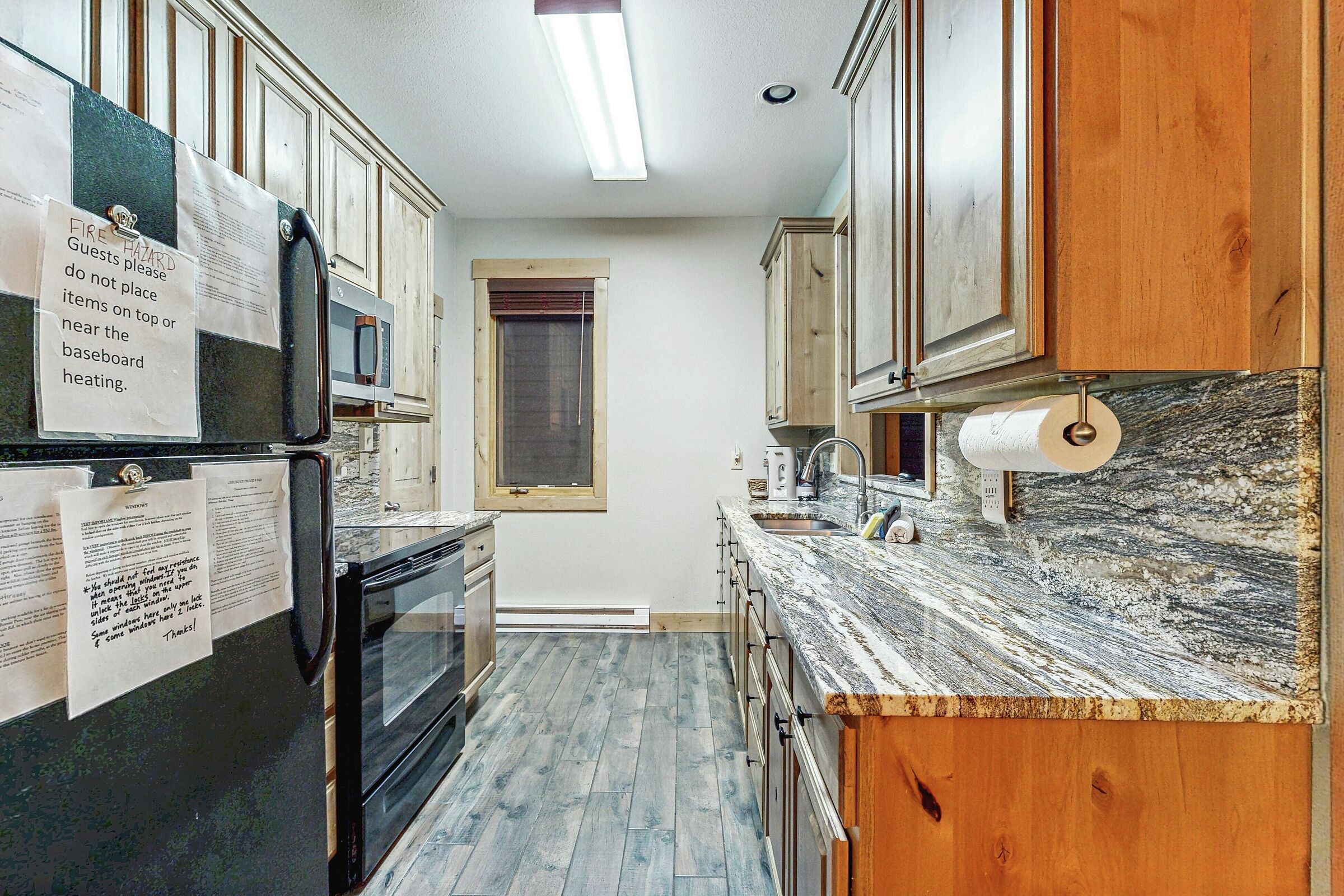 #0041 - Kitchen