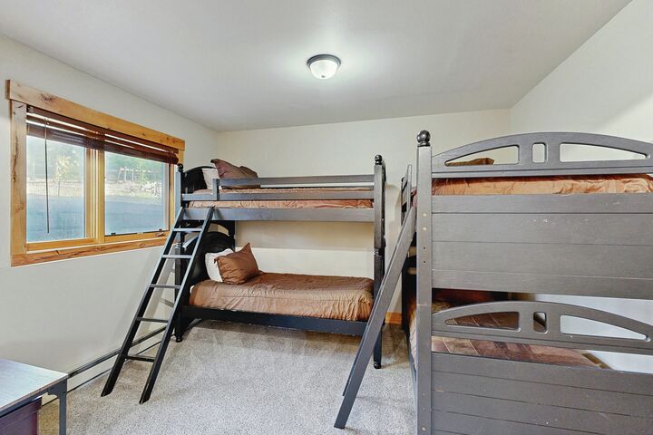 #0045 - Den with Bunk Beds
