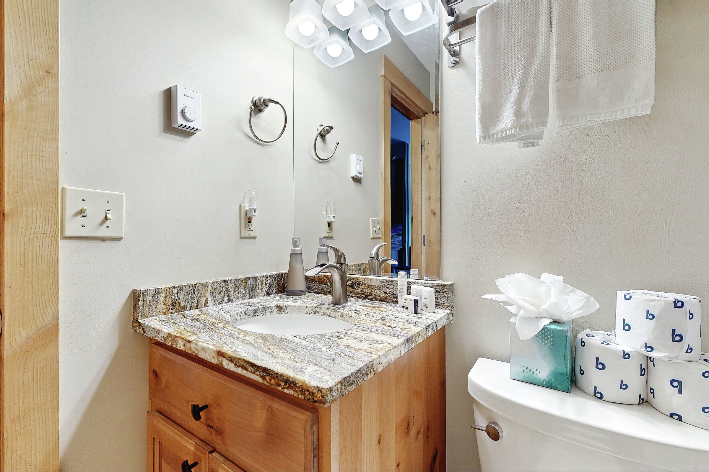 #0045 - Bathroom