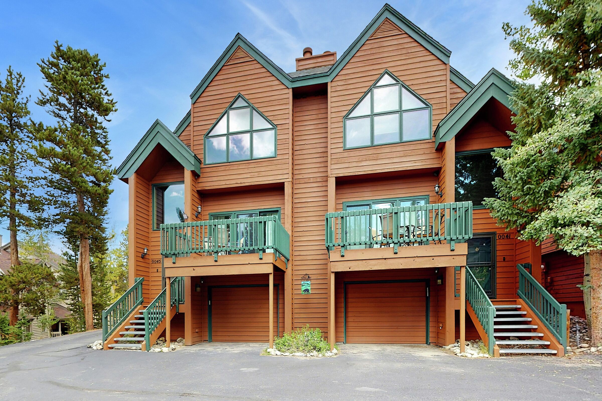Crystal Creek Townhomes - Summer