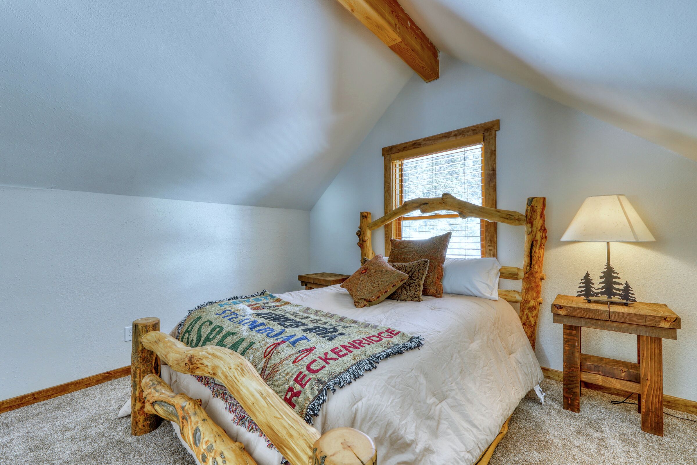 2 Bdrm + Loft 2 Bath - Bedroom