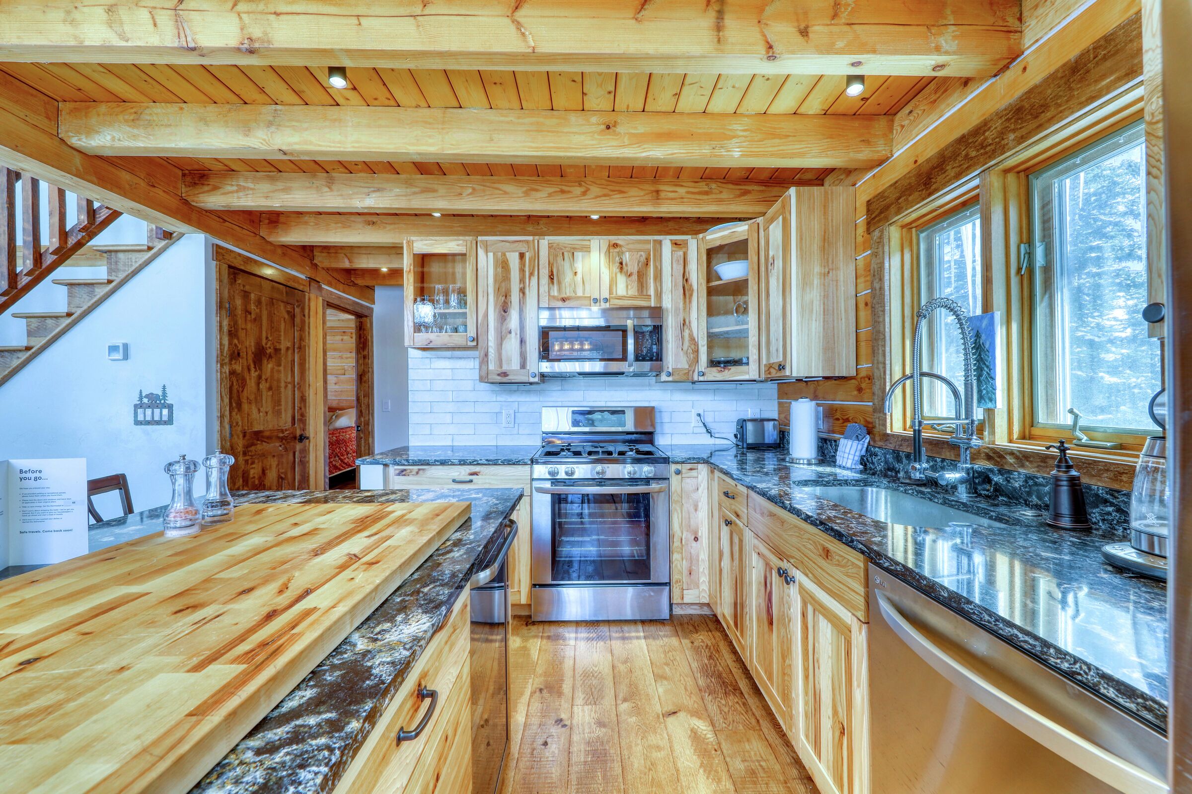 2 Bdrm + Loft 2 Bath - Kitchen