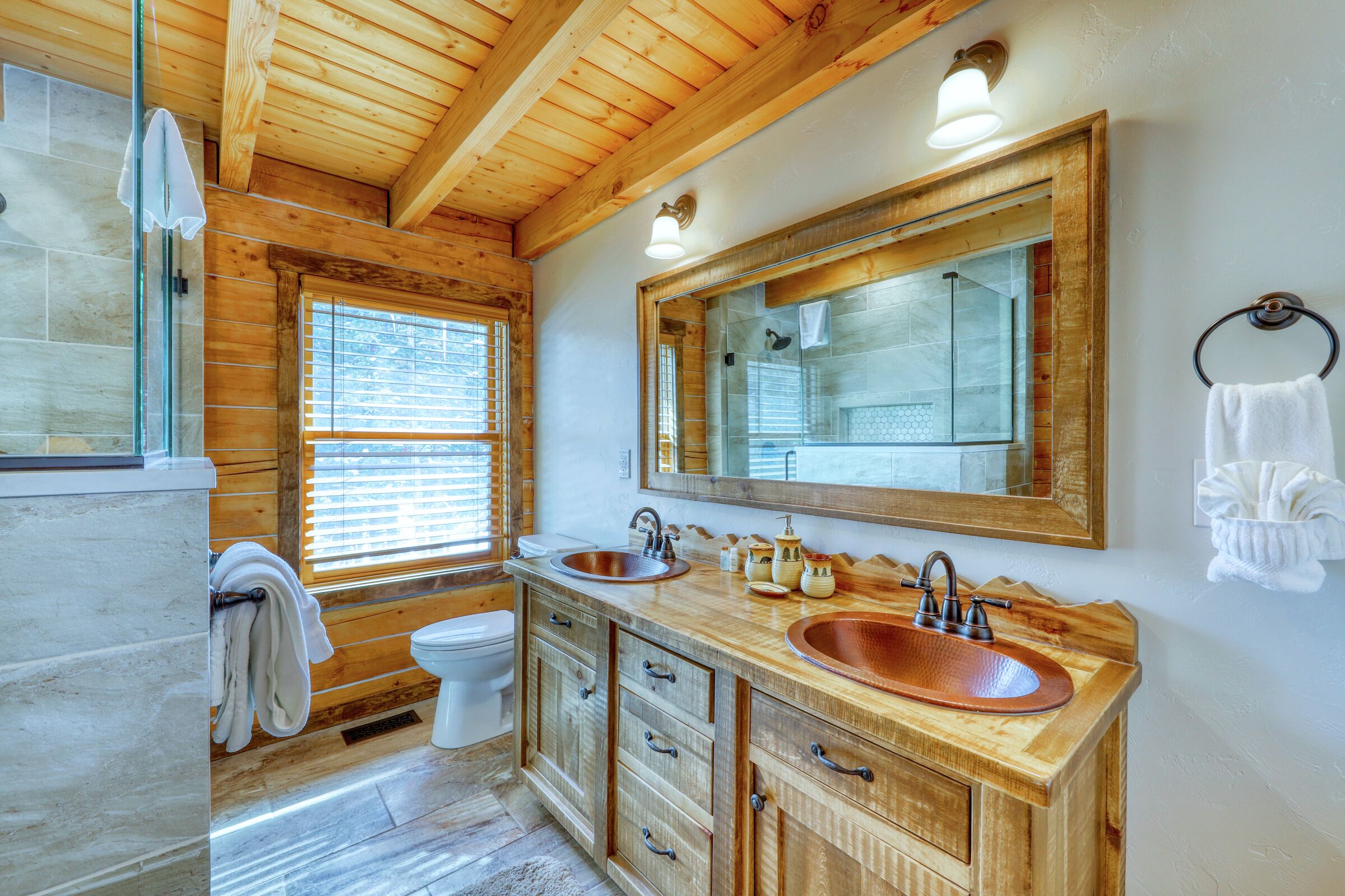 2 Bdrm + Loft 2 Bath - Master Ensuite Bathroom