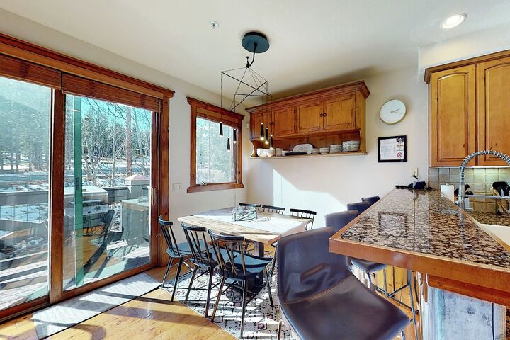 #73 - Dining Area