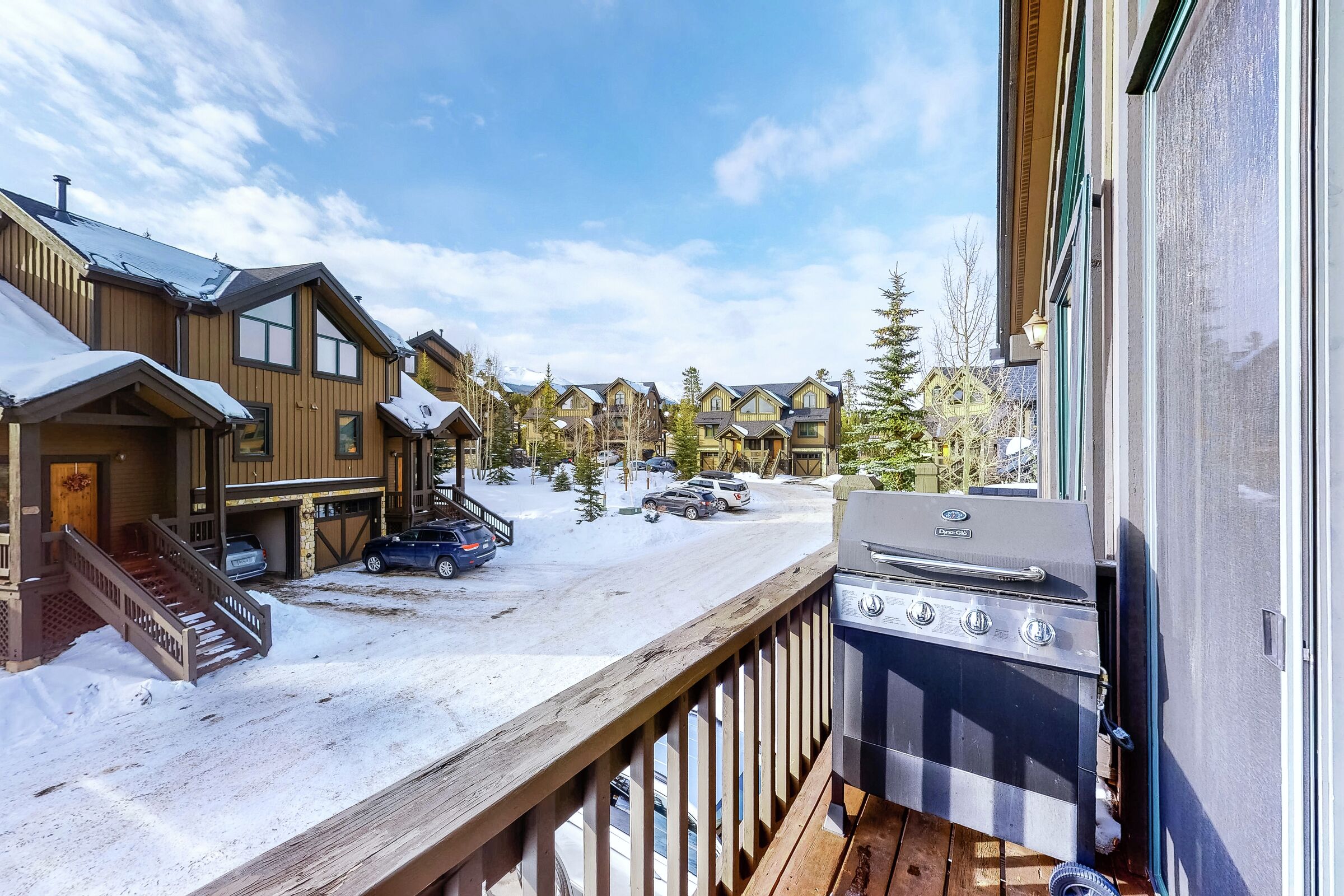 #78 - Snowflake Retreat - Balcony with BBQ