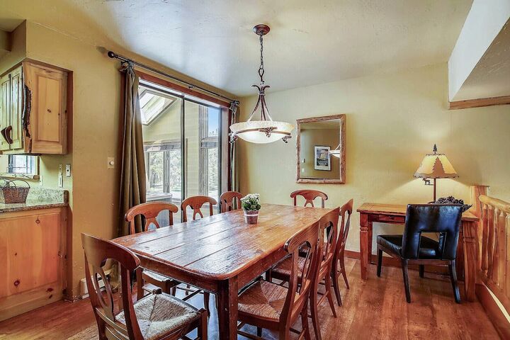 #53 - Dining Area
