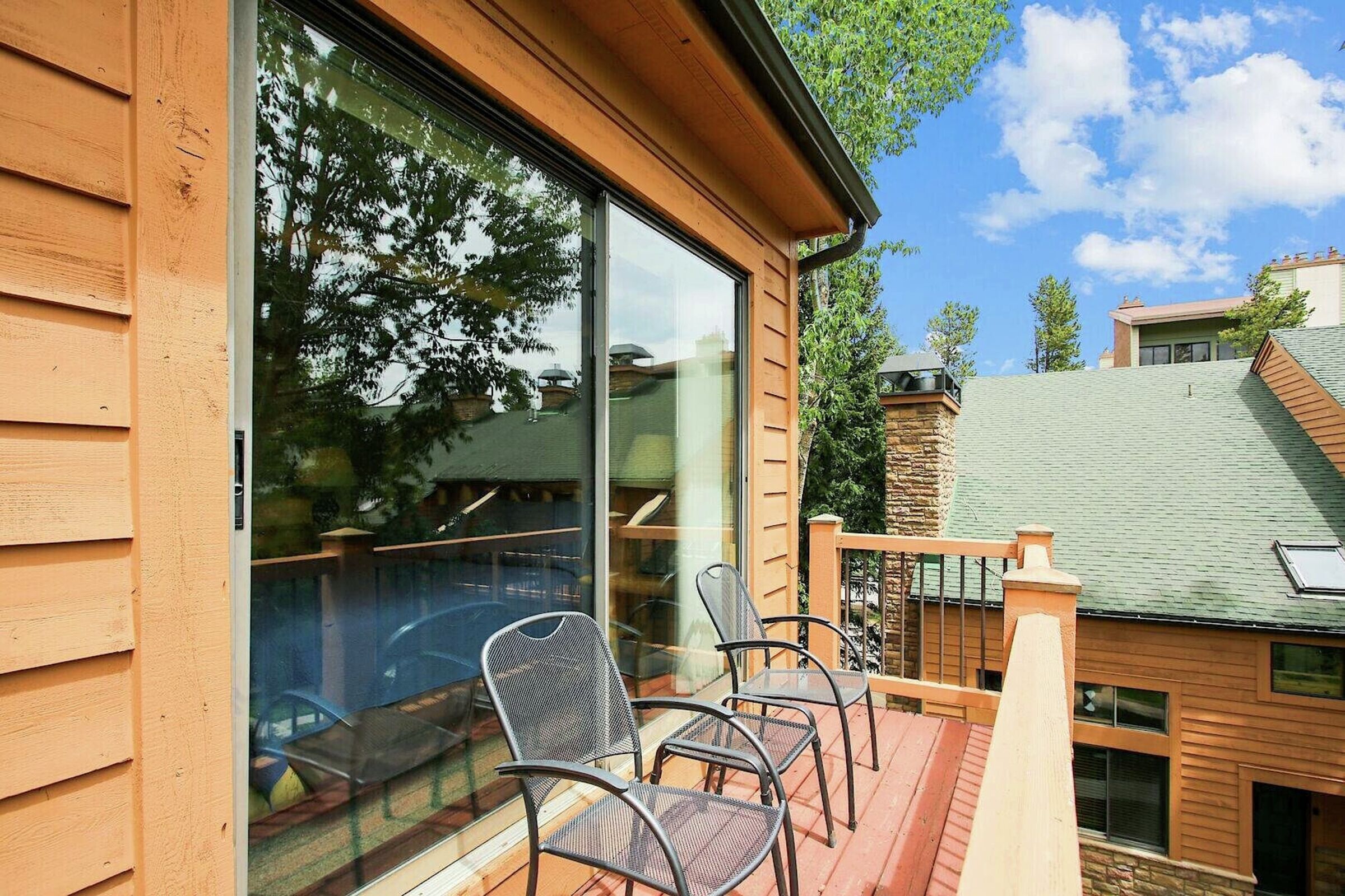 Master Bedroom Balcony
