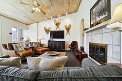 3 Bdrm + Loft 3 Bath HT - Living Area