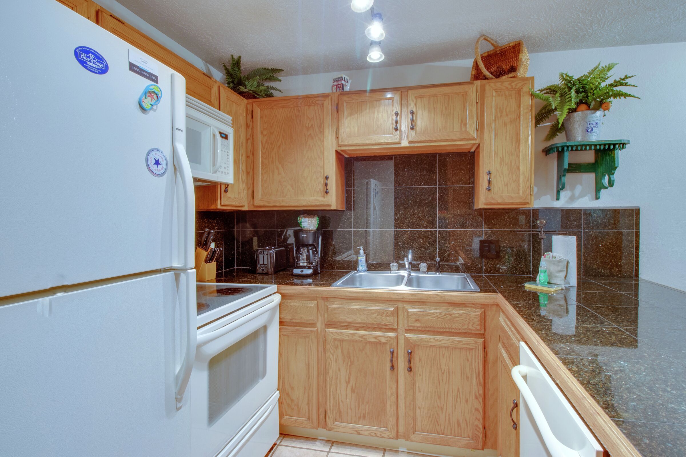 Cimarron Escape - Kitchen