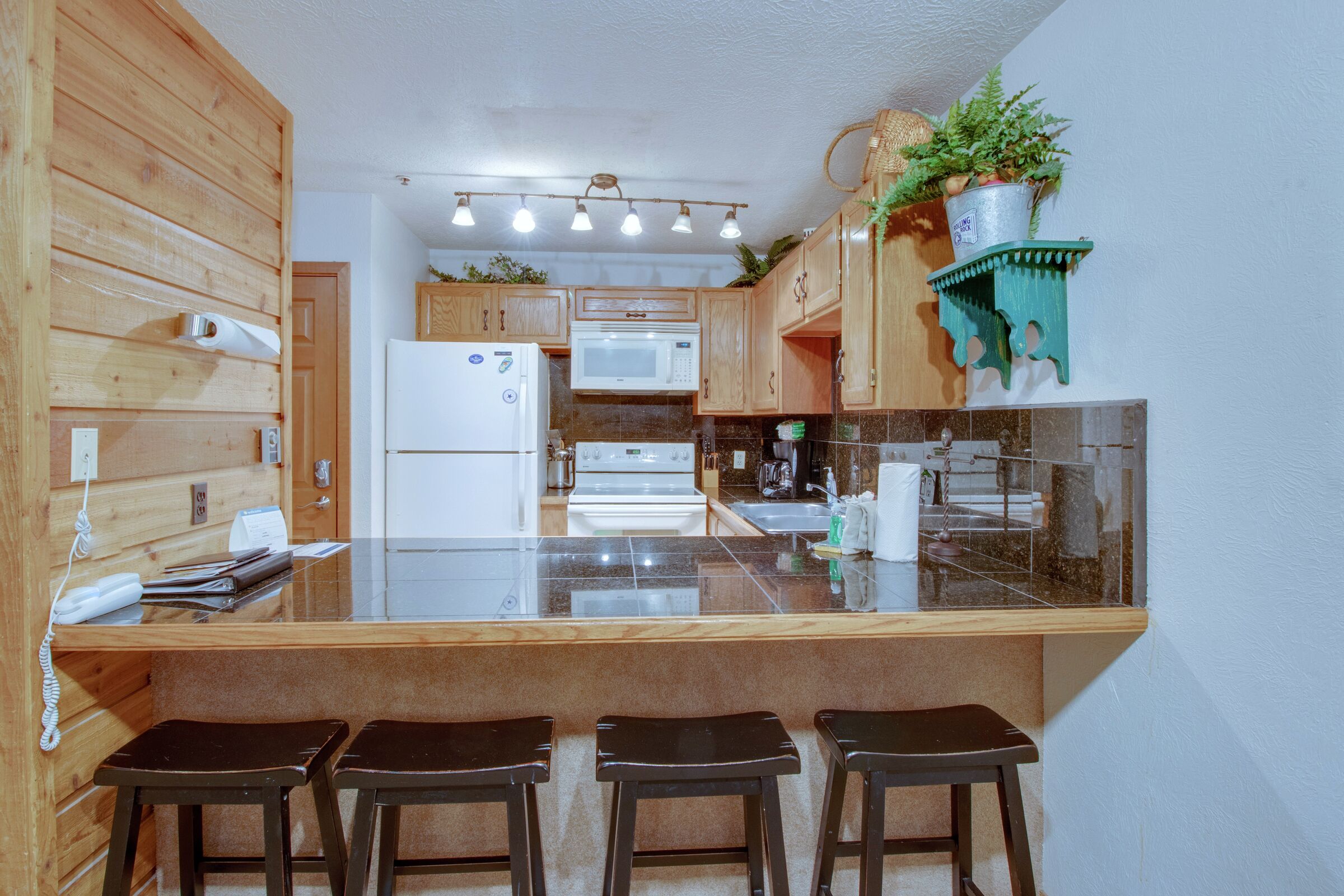 Cimarron Escape - Kitchen