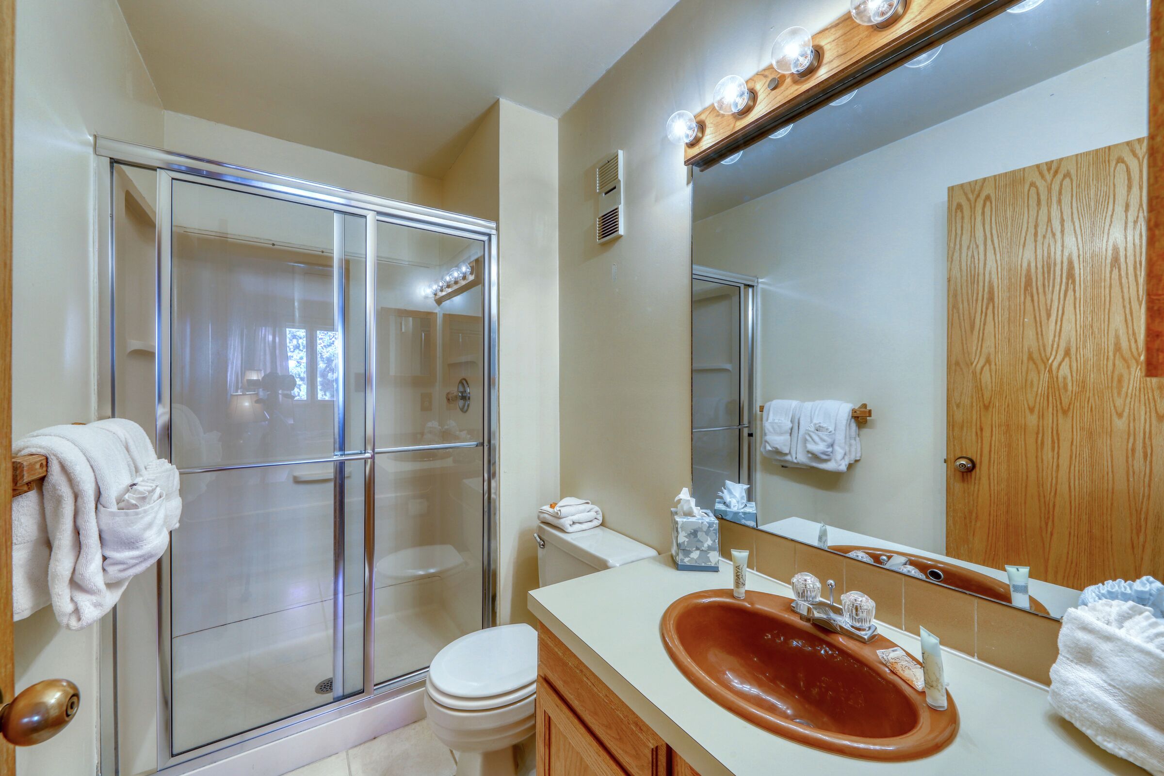 #305 - Bathroom