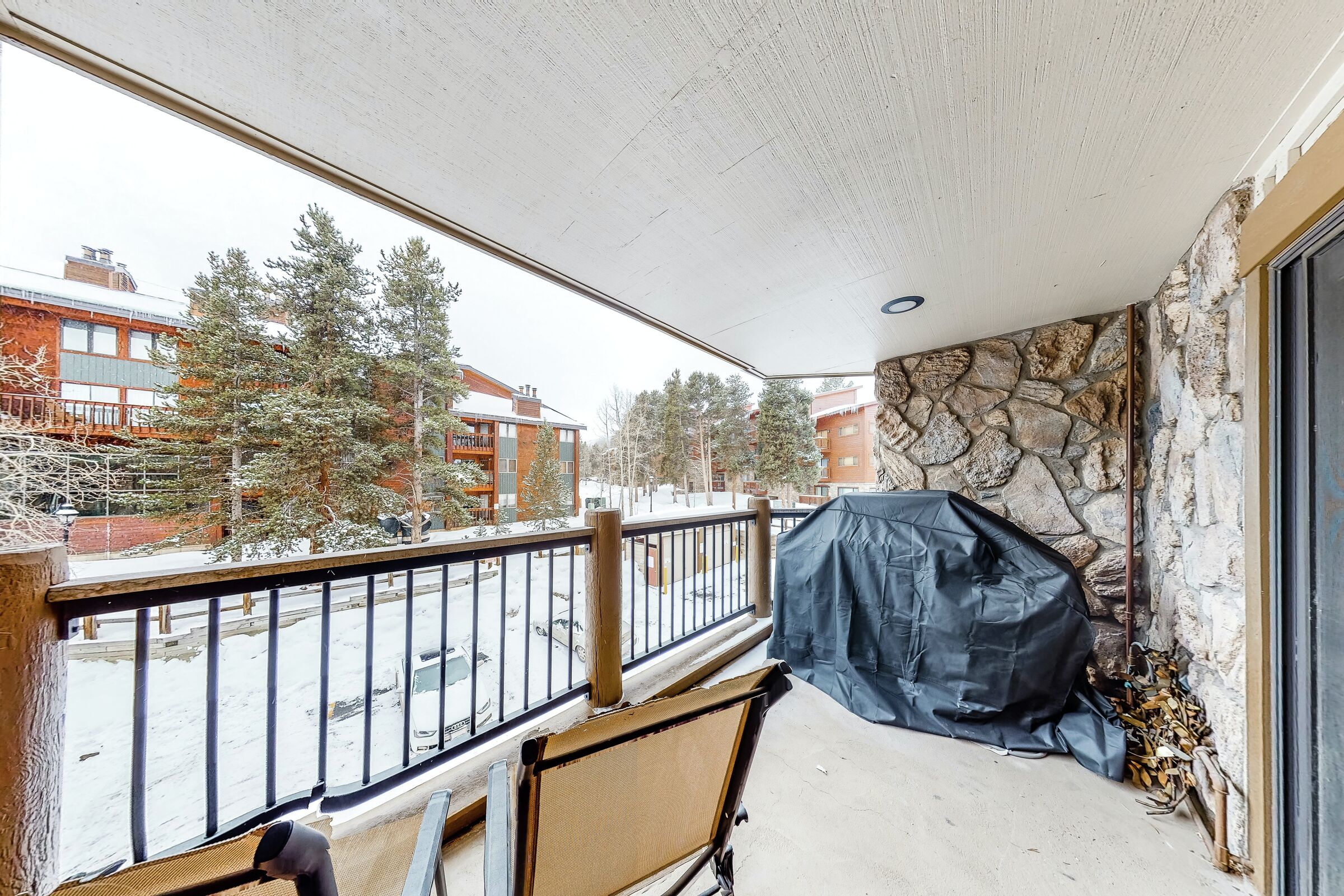Balcony with BBQ