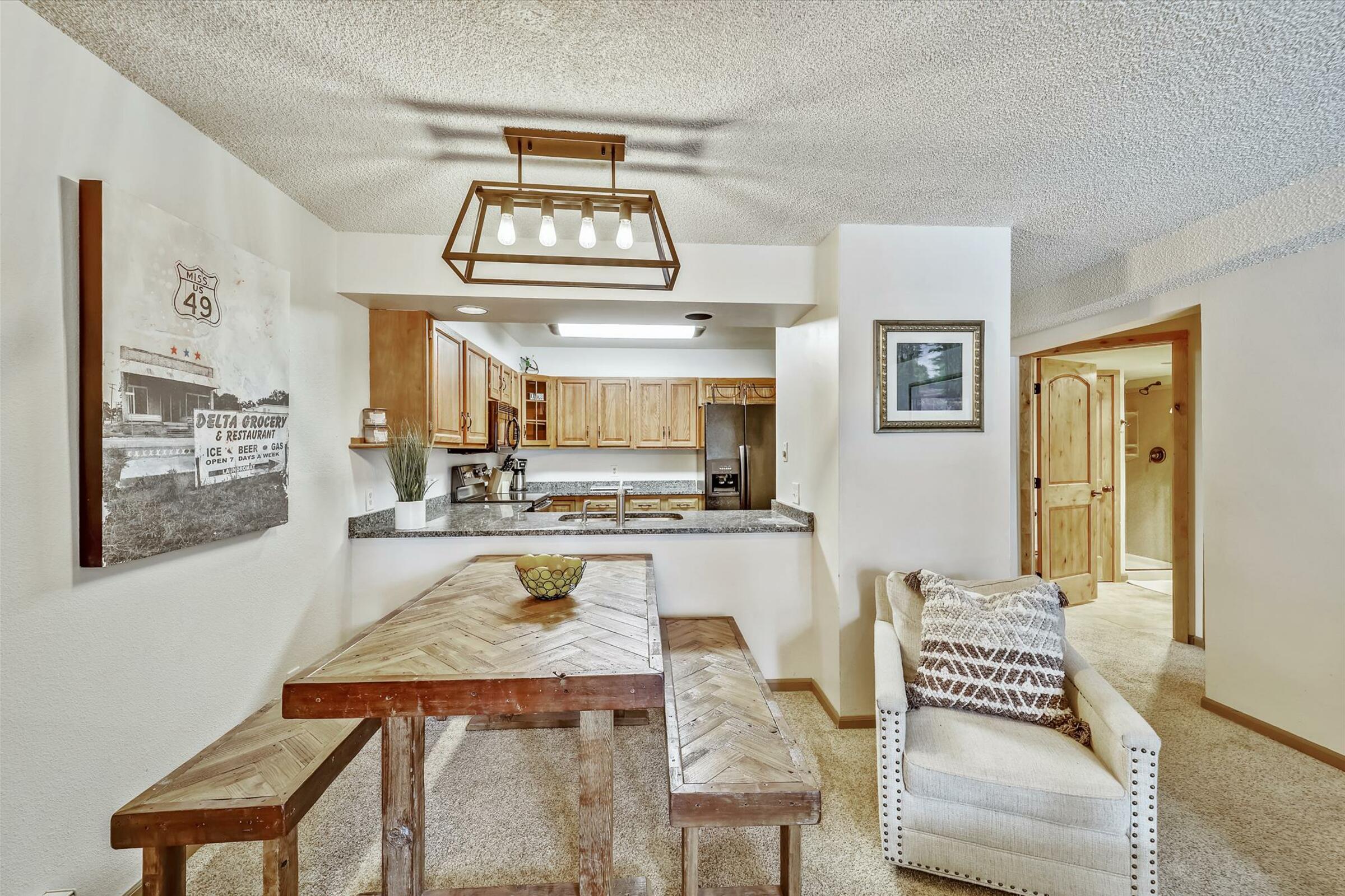 #003 - Dining Area